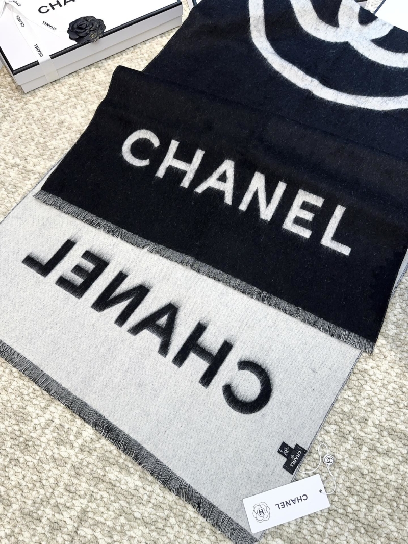 Ch**el
